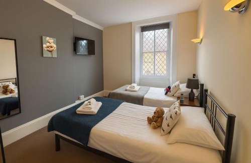 Wincanton Hotel | The Dolphin Hotel