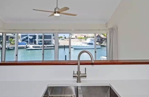 Halls Head House | The Dolphin House