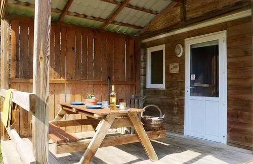 Le Buisson-de-Cadouin House | THE DOMAINE DE PECANY (La Noix de Pecan'y) * - Wooden rental - covered chalet style terrace - RENOVATED IN 2024 5 to 6 people - 5 people. included in the price