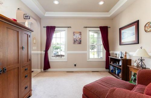 Georgetown Apartment | The Domer Den 3BR 3BA Home Close to ND Campus