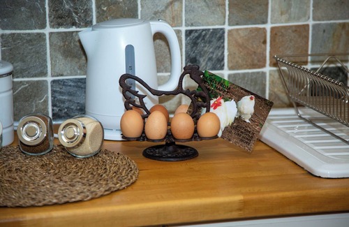 Dunning Cottage | The Doocot is a luxury rural retreat for couples.