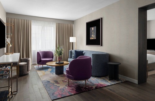 Downtown Calgary Hotel | The Dorian, Autograph Collection