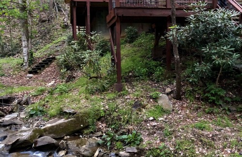 Chalet Village Cabin | The Double Creek Cabin n0.25 of a mile to Ober Gatlinburg!