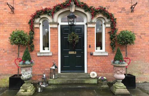 Canwick Apartment | The Dower House Apartments