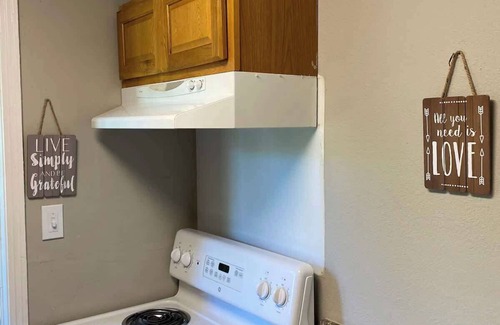 Pascagoula Apartment | The Driftwood Condo: Relax by the Gulf