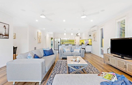 Dromana House | The Dromana Beach House - Stunning Views