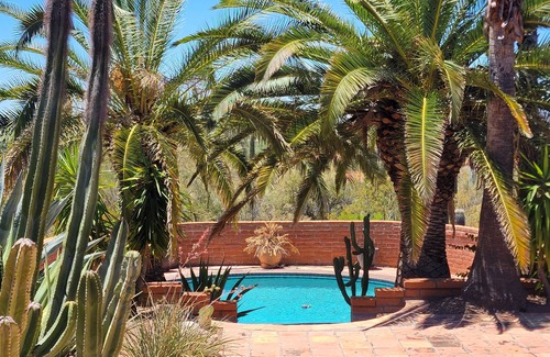 Catalina Foothills Estates House | The Duke-Iconic Foothills Escape with Pool&Spa