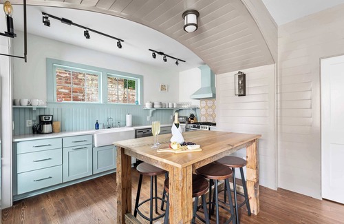 Cannonborough Elliotborough Apartment | The Duncan House | Revival St Collection