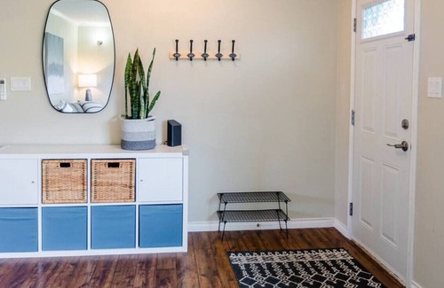 North Cowichan House | The Duncan House · The Willow House