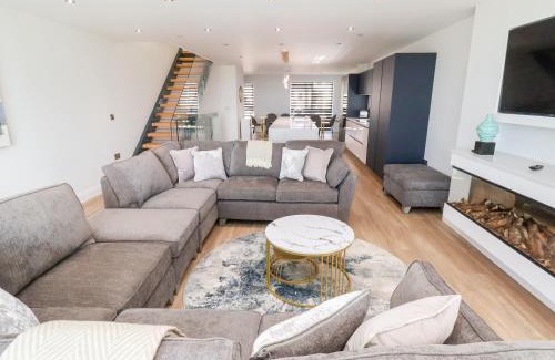 Llandudno House | The Dunes