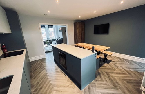Lytham St. Anne's Apartment | The Dunes, Lytham St Annes - stunning coastal getaway!