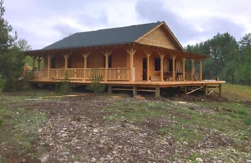 Moricetown Cabin | The Dutch Treat - L.D.R.