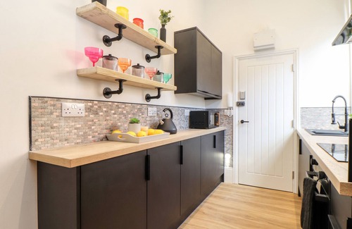 Helston Cottage | The Dynar