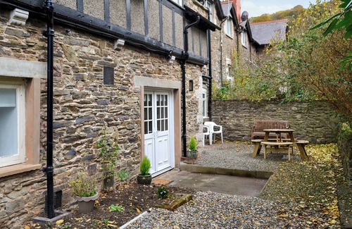 Hendrerwydd Cottage | The East Wing at Grove Hall