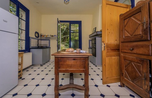 Mayac House | The East Wing – Historic Elegance and Modern Comfort at Château de Mayac with Shared Pool