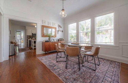 Ybor City House | "The Eclectic"- Fenced In|Fire Pit|Grill