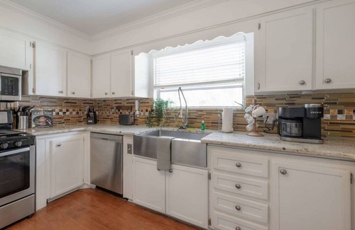 Ybor City House | "The Eclectic"- Fenced In|Fire Pit|Grill