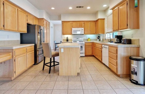 Lancaster House | The Eden on Harbor St