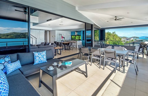 Hamilton Island Apartment | The Edge 3
