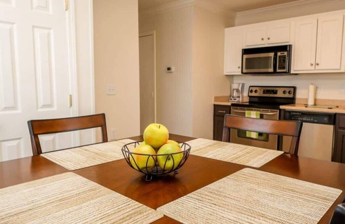 Oxford House | The Edinburgh by Apex Short Term Stays