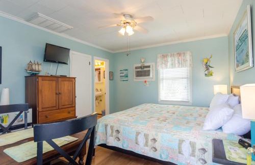 Kure Beach House | The Egret Hidden Treasure Inn Room 3 by Bryant Real Estate