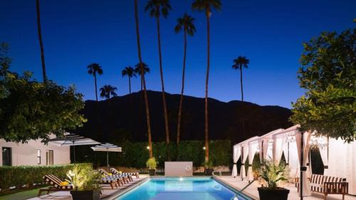Warm Sands Hotel | The EL Cid Buyout by AvantStay