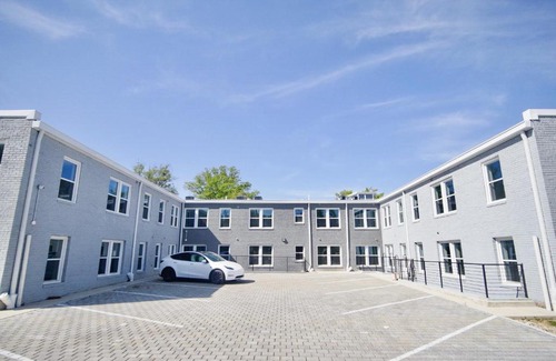 Brightwood Park Apartment | The Elise :Home Away From Home