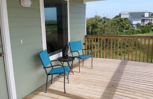Pirates Beach House | The Elissa