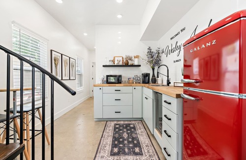 Brazos House | The Ellis 2