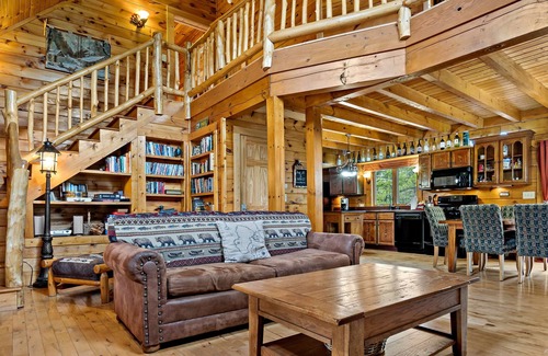 Lake Lure Cabin | The Enchanted -Fire Pit, Private, Lovely Log Home!