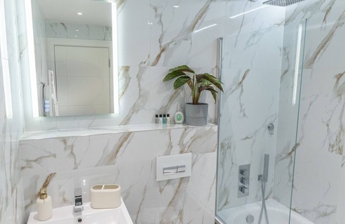 New Forest District House | The Enchanting Silver Birch Retreat, New Forest