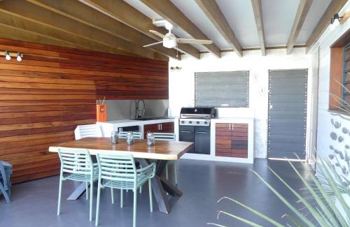 St Gilles-les-Bains Villa | The Endless Summer Caze