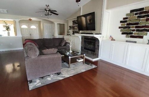 Lutz House | The Entire North Wing of the Aero Mansion