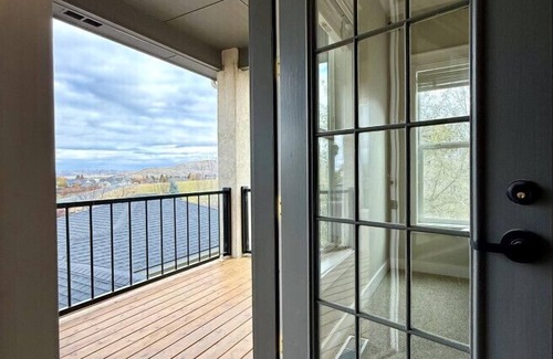 Baker City Apartment | The Entire Scenic Views Estate