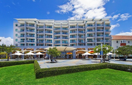 The Entrance Resort | The Entrance Waterfront Apartment 505