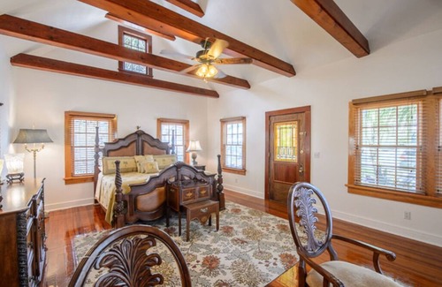 Stuart Hotel | THE ERNEST LYONS HOUSE AT OLD COLORADO INN