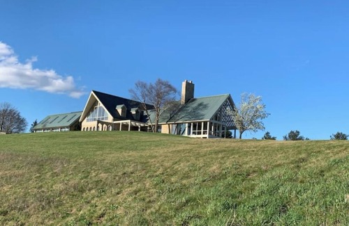 Lebanon House | The Estate at ByerPatch Farm