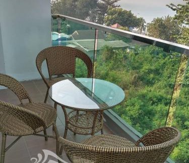 Saen Suk Apartment | The Exclusive @WON Beach Suite & Toproof Pool