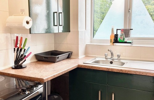 Goodmayes Apartment | The Express Apartment