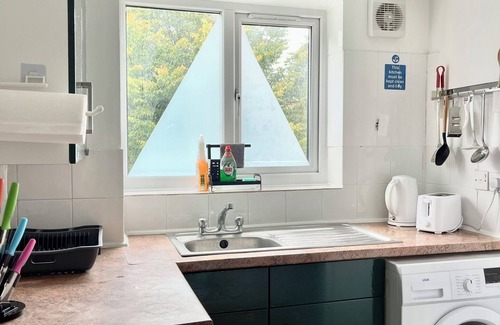 Goodmayes Apartment | The Express Apartment