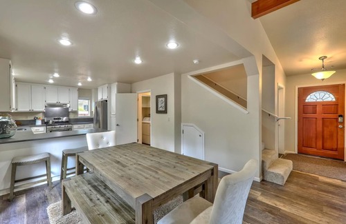 Montgomery Estates House | The Fair Meadow Family Retreat is family and pet friendly, fenced yard.