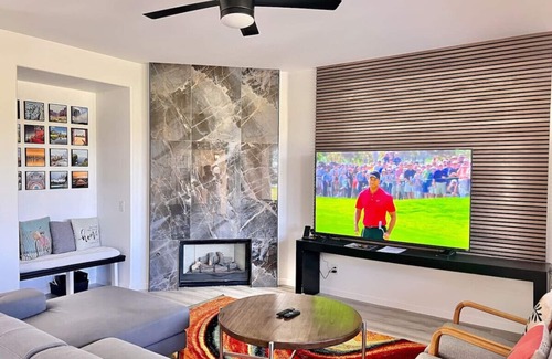 Cathedral City Bed & Breakfast | The Fairway Villa @ Desert Princess Palm Springs