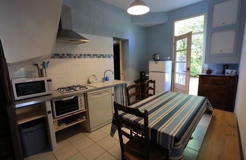 Larcay House | The Fairy House chic & charm.Close to Loire Chateaux Amboise. Swimming Pool