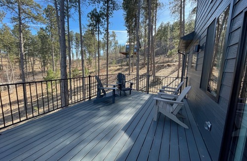 Rapid City House | The Falcon Amazing views 5 miles to Lake Pactola