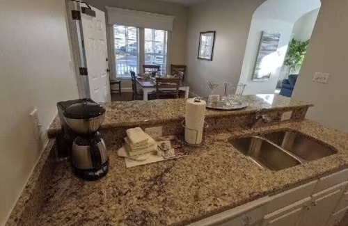 Lackey Cottage | The family -friendly resort life is waiting for you! n