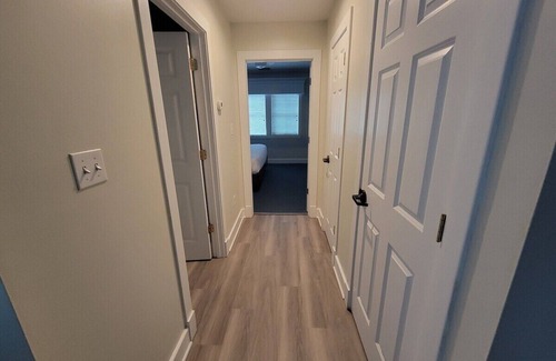 Lackey Cottage | The family -friendly resort life is waiting for you! n