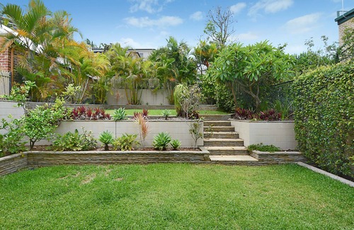 Wooloowin House | The Family Getaway ~ 3 Bed/2 Bath/1Car ~ Wooloowin