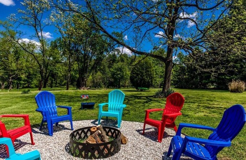 Gentryville House | The Family Oasis just 6 miles from Holiday World
