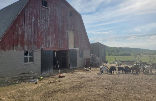 Thompson RV Rental | The Farm at Grand River