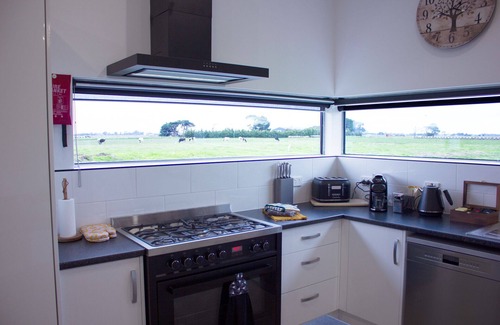Pakenham South Bed & Breakfast | The Farm - Warm and cosy, quiet and peaceful